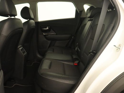Kia Niro 1.6 GDi PHEV DynamicLine | Adaptive cruise | Half leder | Camera | Carplay | Navigatie | Climate ... ActivLease financial lease