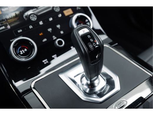 Land Rover Range Rover Evoque P300e AWD R-Dynamic SE | Cold Climate | Pano | 20 Inch | Black Pack | Keyless | Meridian | ACC ActivLease financial lease