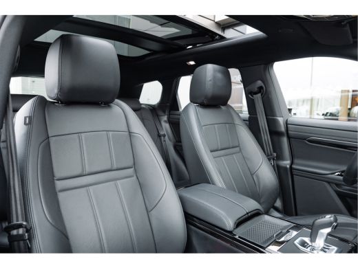 Land Rover Range Rover Evoque P300e AWD R-Dynamic SE | Cold Climate | Pano | 20 Inch | Black Pack | Keyless | Meridian | ACC ActivLease financial lease