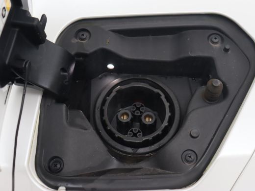 Lexus UX 300e Business 54 kWh | 1e eigenaar | Adaptive cruise | Carplay | Camera | Navigatie | Full LED | ... ActivLease financial lease