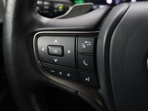 Lexus UX 300e Business 54 kWh | 1e eigenaar | Adaptive cruise | Carplay | Camera | Navigatie | Full LED | ... ActivLease financial lease