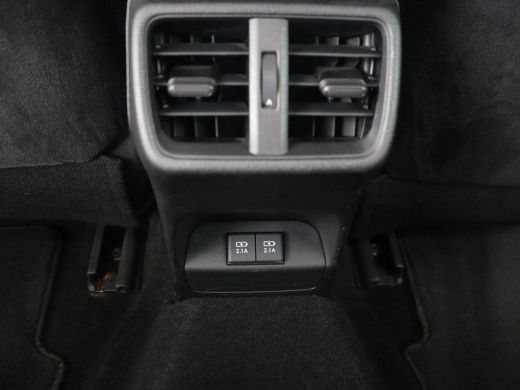 Lexus UX 300e Business 54 kWh | 1e eigenaar | Adaptive cruise | Carplay | Camera | Navigatie | Full LED | ... ActivLease financial lease