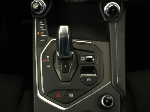 Lynk & Co 01 1.5 Plug In | Panoramadak | Infinity by Harman | Camera | Adaptive cruise | Stoelverwarming | Car... ActivLease financial lease