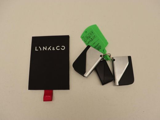 Lynk & Co 01 1.5 Plug In | Panoramadak | Infinity by Harman | Camera | Adaptive cruise | Stoelverwarming | Car... ActivLease financial lease