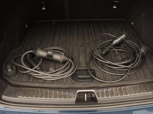 Lynk & Co 01 1.5 Plug In | Panoramadak | Infinity by Harman | Camera | Adaptive cruise | Stoelverwarming | Car... ActivLease financial lease