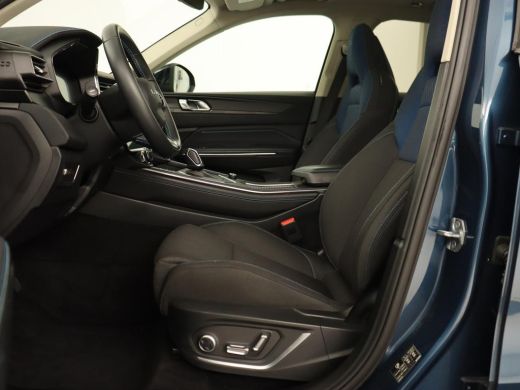 Lynk & Co 01 1.5 Plug In | Panoramadak | Infinity by Harman | Camera | Adaptive cruise | Stoelverwarming | Car... ActivLease financial lease