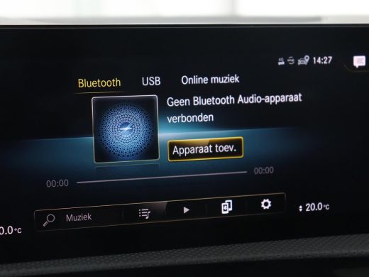 Mercedes-Benz A-Klasse 180 AMG | Adaptive cruise | Trekhaak | Stoelverwarming | Camera | Leder/Alcantara | Sfeerverlicht... ActivLease financial lease