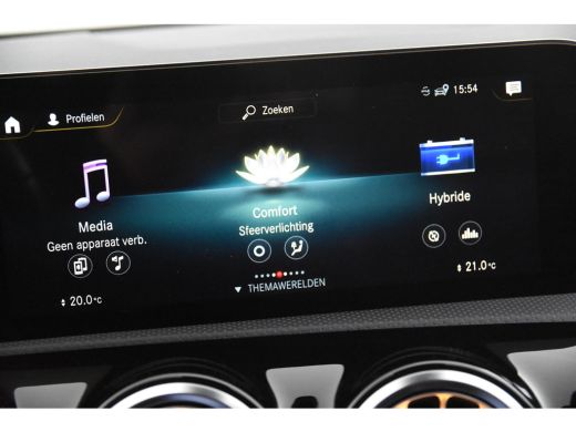 Mercedes-Benz A-Klasse 250 e AMG Line *1ste Eigenaar*Ambiente*Stoelverwarming*Standkachel* ActivLease financial lease