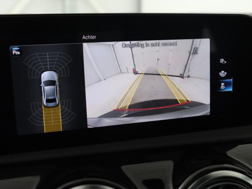 Mercedes-Benz A-Klasse 250e AMG Limited | Panoramadak | Matrix LED | Keyless | Stoelverwarming | Memory | Camera | Navig... ActivLease financial lease