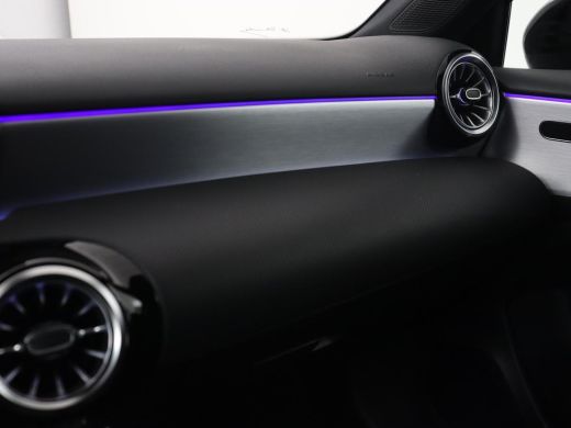 Mercedes-Benz A-Klasse 250e AMG Limited | Panoramadak | Matrix LED | Keyless | Stoelverwarming | Memory | Camera | Navig... ActivLease financial lease