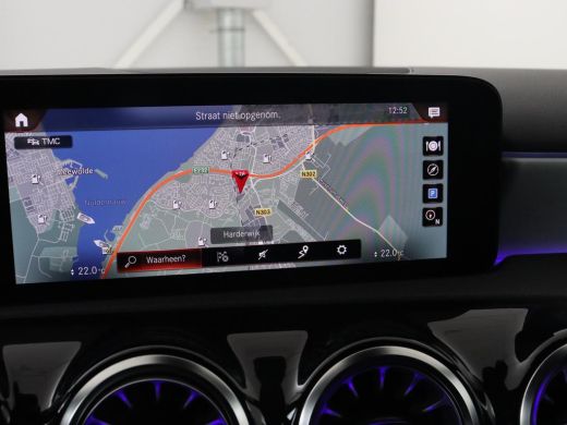 Mercedes-Benz A-Klasse 250e AMG Limited | Stoelverwarming | Widescreen | Sfeerverlichting | Camera | Navigatie | Leder/A... ActivLease financial lease