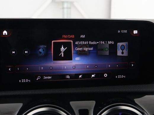 Mercedes-Benz A-Klasse 250e AMG Limited | Stoelverwarming | Widescreen | Sfeerverlichting | Camera | Navigatie | Leder/A... ActivLease financial lease