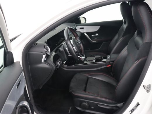 Mercedes-Benz A-Klasse 250e AMG Limited | Stoelverwarming | Widescreen | Sfeerverlichting | Camera | Navigatie | Leder/A... ActivLease financial lease