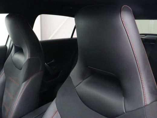 Mercedes-Benz A-Klasse 250e AMG Limited | Stoelverwarming | Widescreen | Sfeerverlichting | Camera | Navigatie | Leder/A... ActivLease financial lease