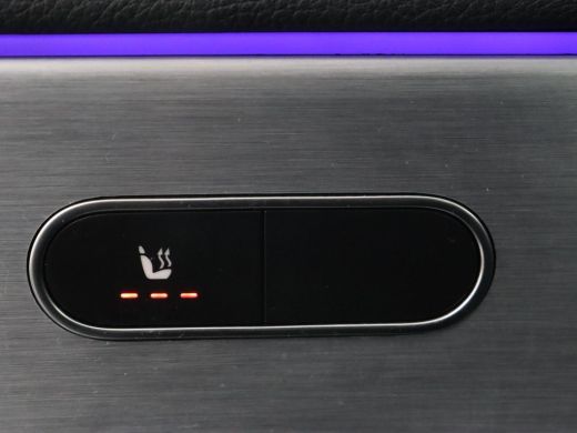 Mercedes-Benz A-Klasse 250e AMG Limited | Stoelverwarming | Widescreen | Sfeerverlichting | Camera | Navigatie | Leder/A... ActivLease financial lease