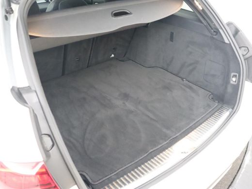 Mercedes-Benz C-Klasse 160 AMG Uprade Edition | Panoramadak | Stoelverwarming | Camera | Carplay | Leder/Alcantara | Nav... ActivLease financial lease