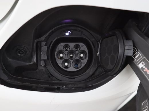 Mercedes-Benz C-Klasse 300de AMG Night | Adaptive cruise | 360 Camera | Leder | Burmester Surround | Trekhaak | Carplay ... ActivLease financial lease