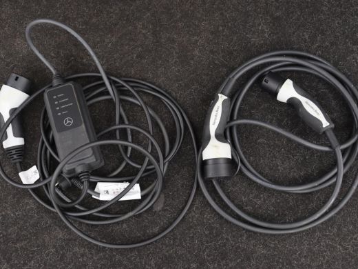 Mercedes-Benz CLA 250e AMG Night | Stoelverwarming | Carplay | Camera | Widescreen | Sfeerverlichting | Leder/Alcan... ActivLease financial lease