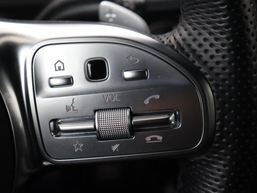 Mercedes-Benz CLA 250e AMG Night | Stoelverwarming | Carplay | Camera | Widescreen | Sfeerverlichting | Leder/Alcan... ActivLease financial lease