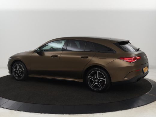 Mercedes-Benz CLA 250e AMG Night | Stoelverwarming | Carplay | Camera | Widescreen | Sfeerverlichting | Leder/Alcan... ActivLease financial lease