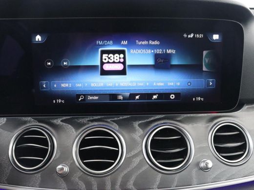 Mercedes-Benz E-Klasse 300e Avantgarde | Adaptive cruise | Stoelverwarming | 360 Camera | Carplay | Trekhaak | Sfeerverl... ActivLease financial lease