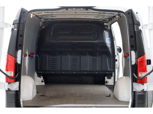 Mercedes-Benz Vito 110 CDI 102pk RWD Lang Airco/Navi/Camera 08-2022 ActivLease financial lease