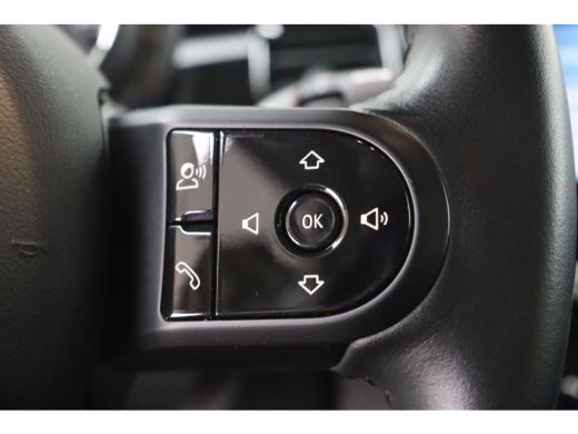 Mini Cooper Cooper Classic Automaat / LED / Airconditioning / Cruise Control / PDC ActivLease financial lease