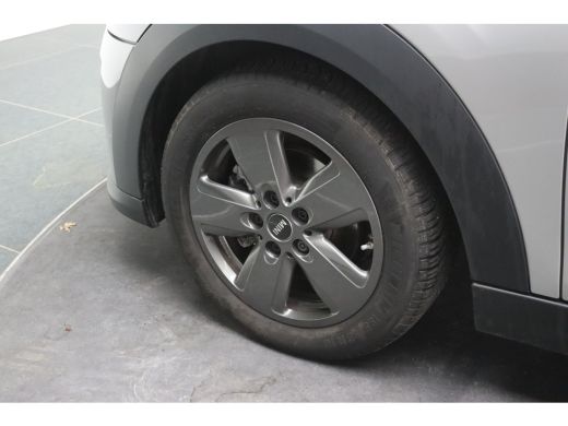 Mini Cooper Cooper Classic Automaat / LED / Airconditioning / Cruise Control / PDC ActivLease financial lease