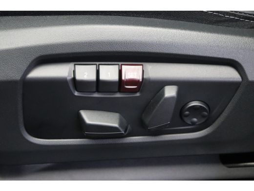 Mini Countryman E / John Cooper Works / Pakket XL / 20" John Cooper Works Flag Spoke 2-tone ActivLease financial lease