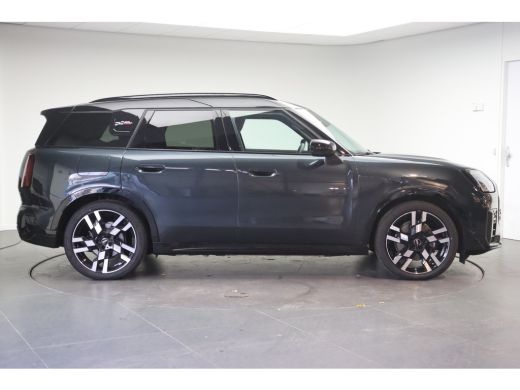 Mini Countryman E / John Cooper Works / Pakket XL / 20" John Cooper Works Flag Spoke 2-tone ActivLease financial lease