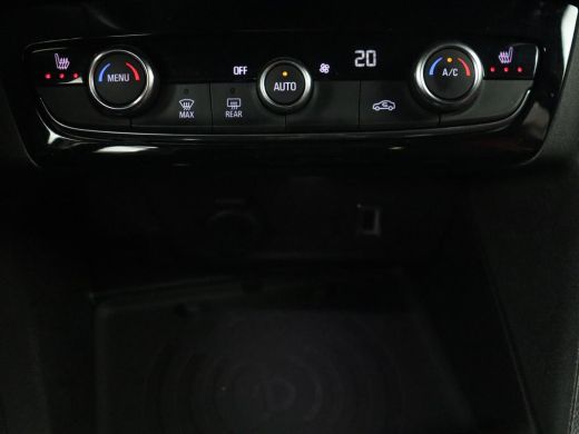 Opel Corsa-e GS Line 50 kWh | 1e eigenaar | Stoel & stuurverwarming | Carplay | Navigatie | Full LED | 17'' | ... ActivLease financial lease