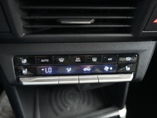 Opel Frontera Electric GS | 11 kW boordlader | 17" Lichtmetalen velgen in Zwart met 215/60 R17 banden | Achteru... ActivLease financial lease