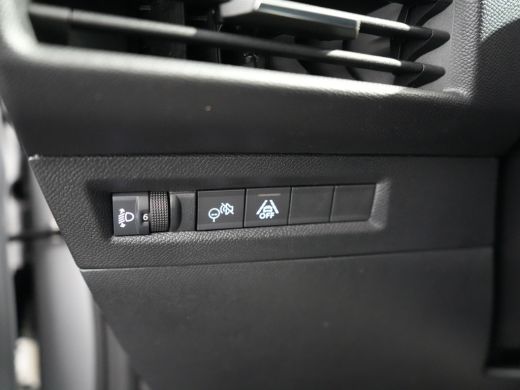 Opel Frontera Electric GS | 11 kW boordlader | 17" Lichtmetalen velgen in Zwart met 215/60 R17 banden | Achteru... ActivLease financial lease