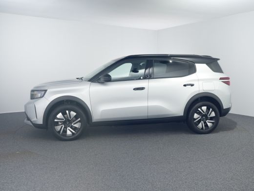 Opel Frontera Electric GS | 11 kW boordlader | 17" Lichtmetalen velgen in Zwart met 215/60 R17 banden | Achteru... ActivLease financial lease