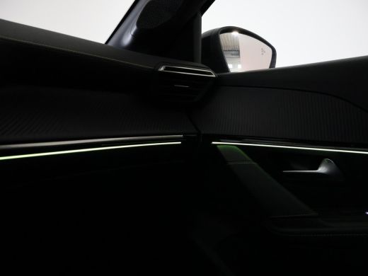 Peugeot 208 1.2 PT 100 PK GT + SPORTSTOELEN | 17 INCH | CAMERA | SFEERVERLICHTING | NAVIGATIE | CARPLAY | DAB ActivLease financial lease