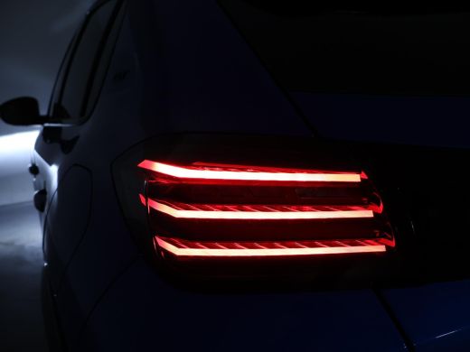 Peugeot 208 1.2 PT 100 PK GT + SPORTSTOELEN | 17 INCH | CAMERA | SFEERVERLICHTING | NAVIGATIE | CARPLAY | DAB ActivLease financial lease