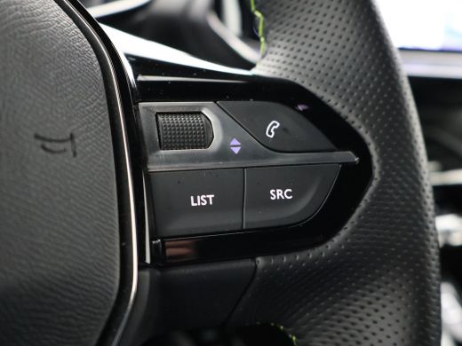 Peugeot 208 1.2 PT 100 PK GT + SPORTSTOELEN | 17 INCH | CAMERA | SFEERVERLICHTING | NAVIGATIE | CARPLAY | DAB ActivLease financial lease