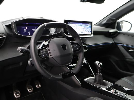 Peugeot 208 1.2 PT 100 PK GT + SPORTSTOELEN | 17 INCH | CAMERA | SFEERVERLICHTING | NAVIGATIE | CARPLAY | DAB ActivLease financial lease