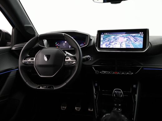 Peugeot 208 1.2 PT 100 PK GT + SPORTSTOELEN | 17 INCH | CAMERA | SFEERVERLICHTING | NAVIGATIE | CARPLAY | DAB ActivLease financial lease