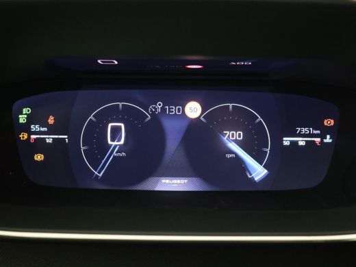 Peugeot 208 1.2 PT 100 PK GT + SPORTSTOELEN | 17 INCH | CAMERA | SFEERVERLICHTING | NAVIGATIE | CARPLAY | DAB ActivLease financial lease