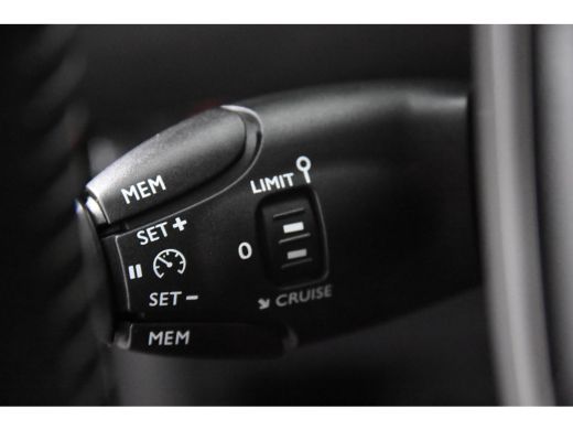 Peugeot 208 Active *1ste Eigenaar*Cruise Control*DAB* ActivLease financial lease