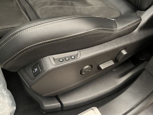 Peugeot 3008 1.6 HYbrid 225 GT Pack Business | 19'' Lichtmetalen velgen | AGR Stoelen met massage en verwarmin... ActivLease financial lease