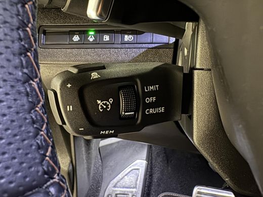 Peugeot 3008 1.6 PHEV HYbrid 225PK GT |Camera|Carplay|Navi|PDC|ACC|Side assist|Lane Assist|Draadloos laden| ActivLease financial lease