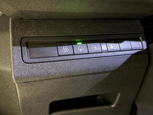Peugeot 3008 1.6 PHEV HYbrid 225PK GT |Camera|Carplay|Navi|PDC|ACC|Side assist|Lane Assist|Draadloos laden| ActivLease financial lease