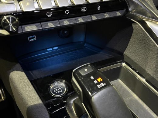 Peugeot 3008 1.6 PHEV HYbrid 225PK GT |Camera|Carplay|Navi|PDC|ACC|Side assist|Lane Assist|Draadloos laden| ActivLease financial lease