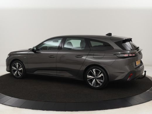 Peugeot 308 1.6 PHEV Active Pack Business | Stoelverwarming | Half leder | Trekhaak | Navigatie | Full LED | ... ActivLease financial lease