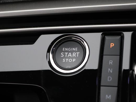 Peugeot 5008 1.2 Hybrid 136 Allure Elektrisch Wegklapbare Trekhaak Automaat | Achteruitrij assistent | Achteru... ActivLease financial lease