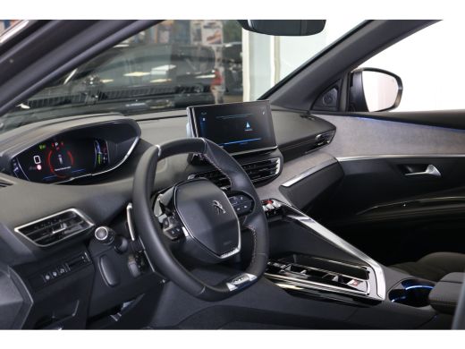 Peugeot 5008 1.2 Hybrid GT | Stoelen alcantara e. verstelb./ verw. | Panoramadak | Navi | Black Pack | Camera ... ActivLease financial lease