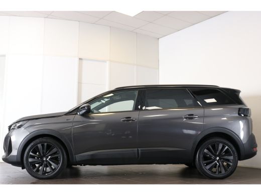 Peugeot 5008 1.2 Hybrid GT | Stoelen alcantara e. verstelb./ verw. | Panoramadak | Navi | Black Pack | Camera ... ActivLease financial lease