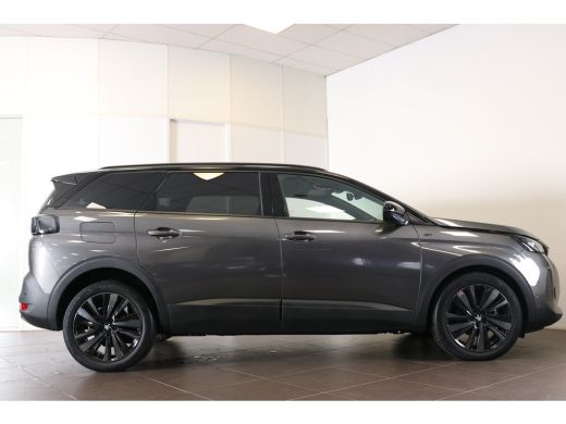 Peugeot 5008 1.2 Hybrid GT | Stoelen alcantara e. verstelb./ verw. | Panoramadak | Navi | Black Pack | Camera ... ActivLease financial lease
